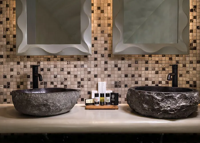 Ξενοδοχείο Marvarit 3*